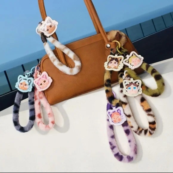 Wild But Cutie Phone Charm - New! (Open) - Pick one of two colors! - Picture 9 of 9